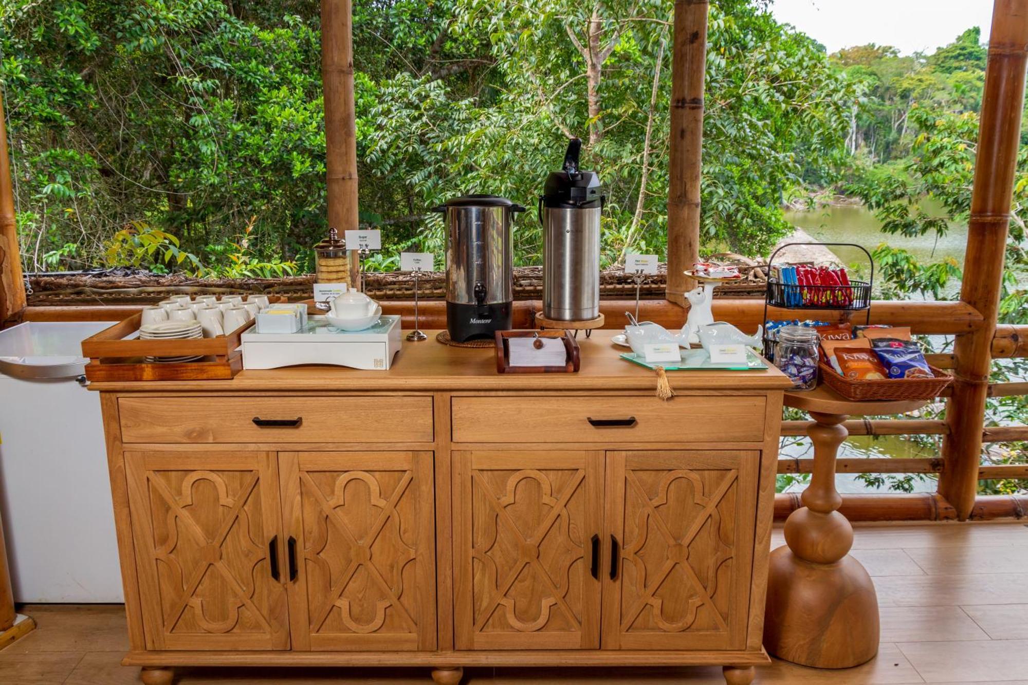 La Selva Eco-Lodge & Retreat Providencia Bagian luar foto