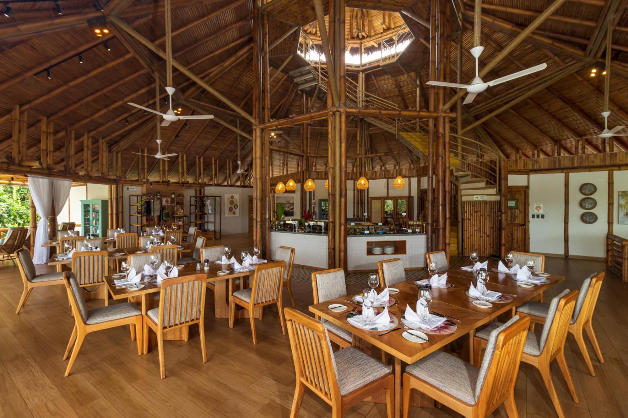 La Selva Eco-Lodge & Retreat Providencia Bagian luar foto