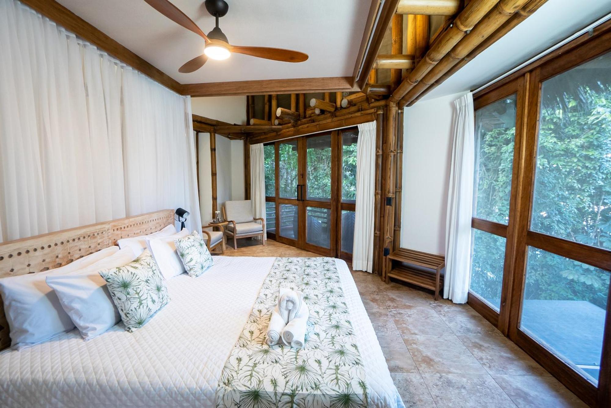 La Selva Eco-Lodge & Retreat Providencia Bagian luar foto
